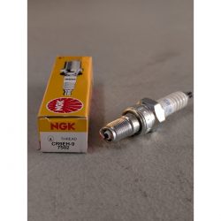Bougie NGK Standard HONDA CBR650 F 14-19 (CR9EH-9) (NGK 7502)