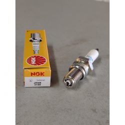 Bougie NGK Standard SUZUKI GSF 1200 N - S BANDIT 96-05 (JR9B) (NGK 3188)