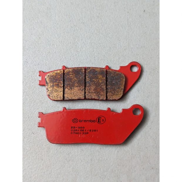 Plaquettes de frein BREMBO 07HO13SP HONDA VFR800 X CROSSRUNNER 15-18 (Arrière)