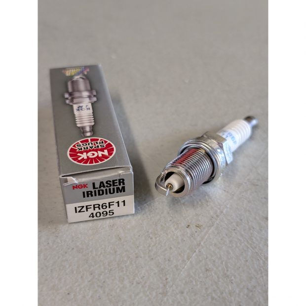 Bougie NGK Laser Iridium KAWASAKI VN200 VULCAN - CLASSIC 04-07 (IZFR6F11) (NGK 4095)
